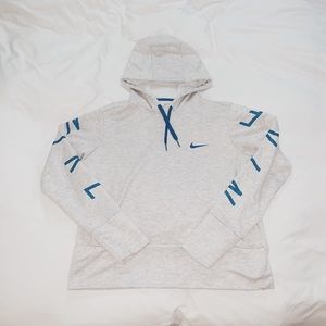 nike sweatshirt